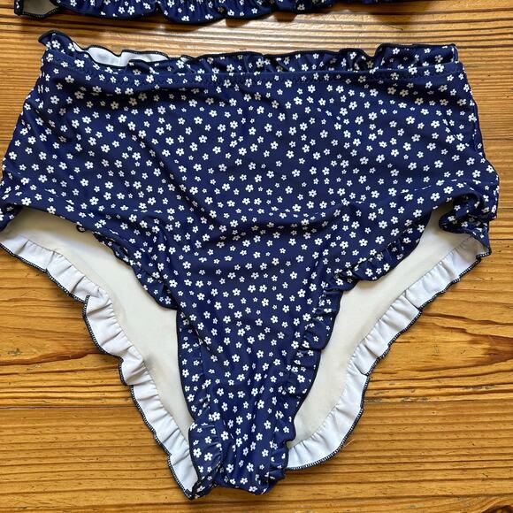 Shein navy blue white polka dot cheeky ruffle off shoulder bikini SIZE M - Picture 3 of 4
